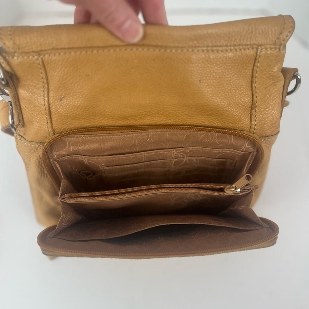 Fossil Leather Crossbody Bag Golden Tan Pebbled Adjustable Boho Spring Casual - Picture 4 of 9